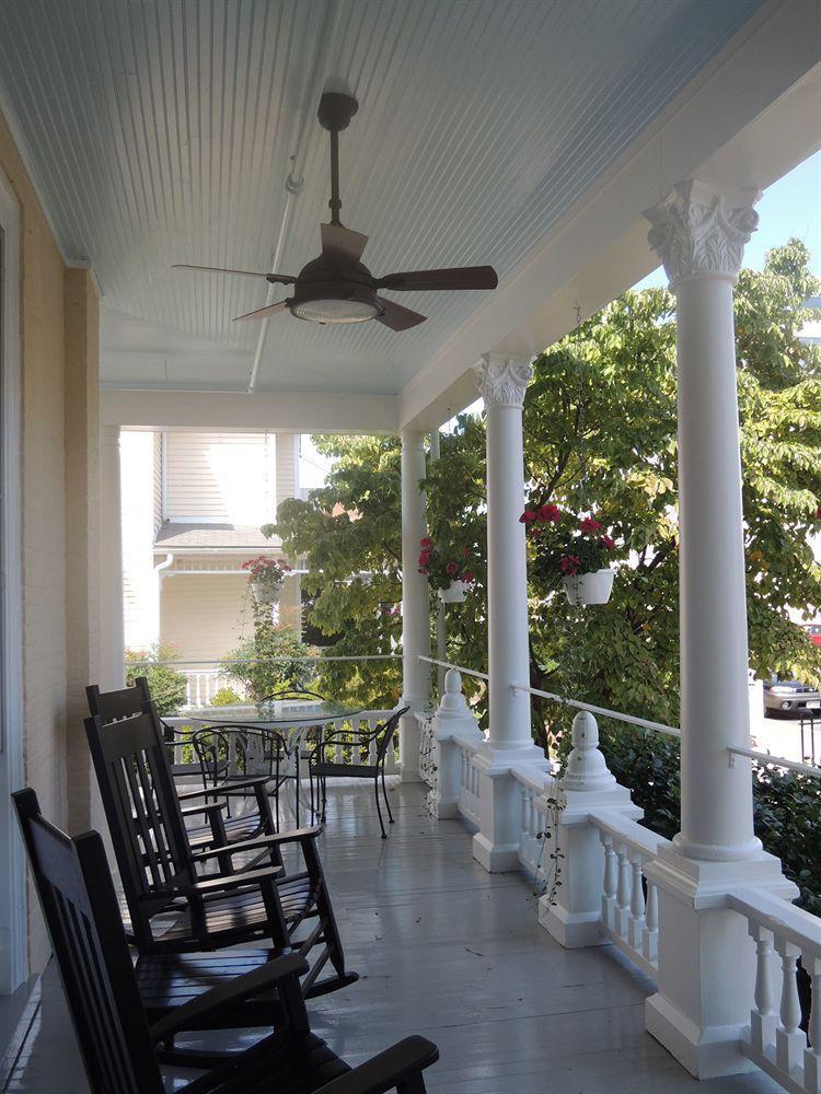 200 South Street Inn Charlottesville Bagian luar foto