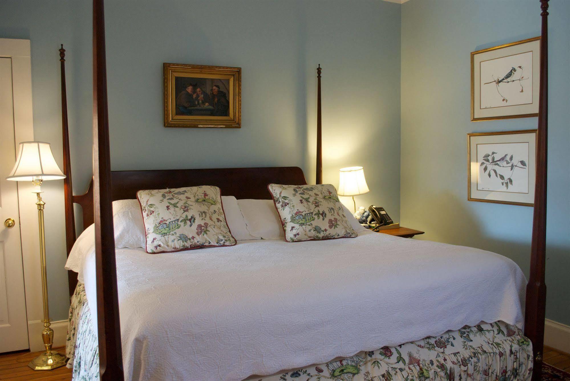 200 South Street Inn Charlottesville Bagian luar foto