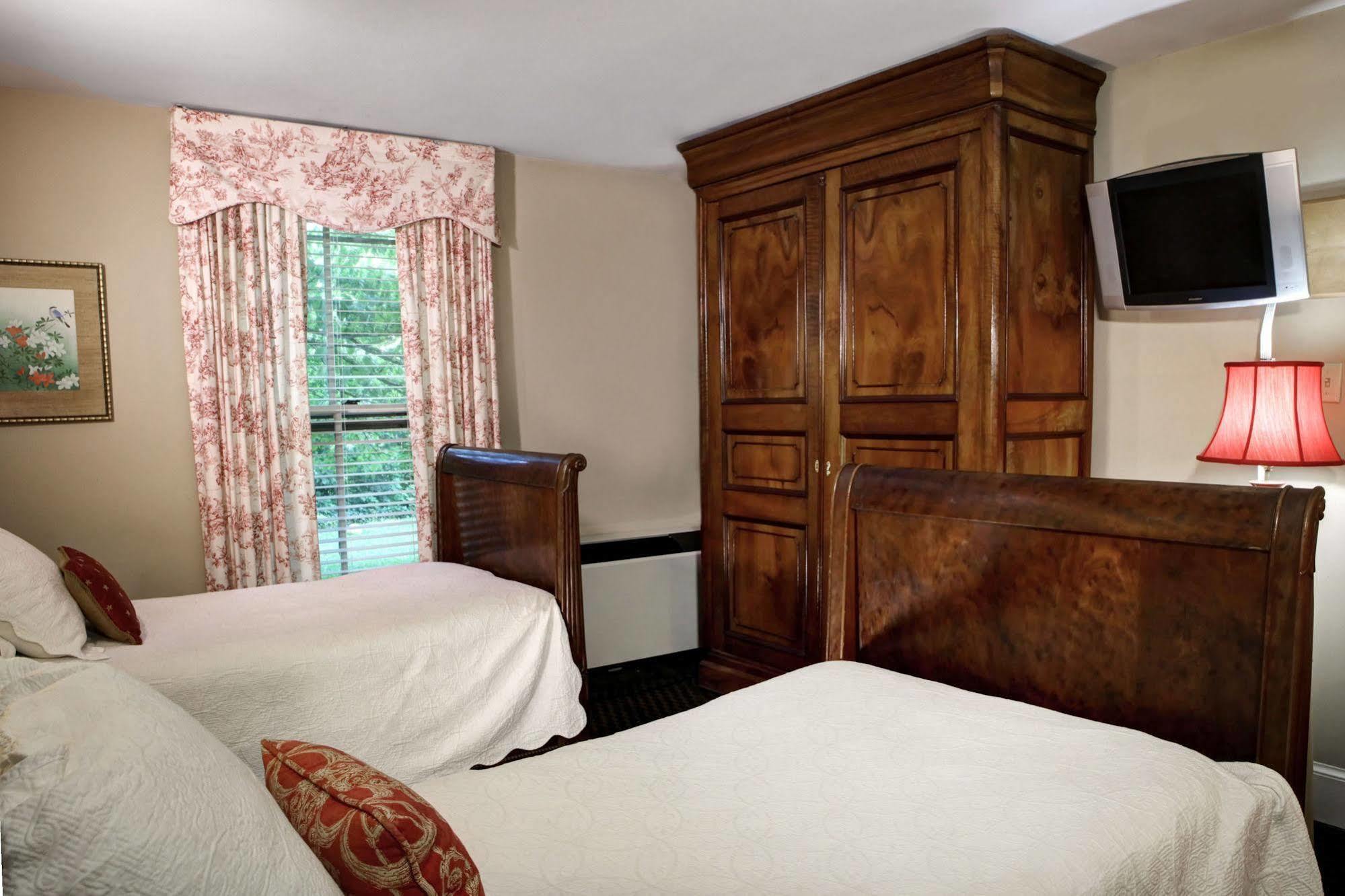 200 South Street Inn Charlottesville Bagian luar foto