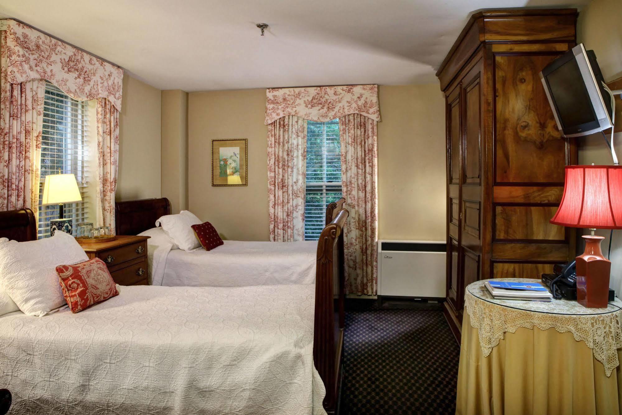200 South Street Inn Charlottesville Bagian luar foto