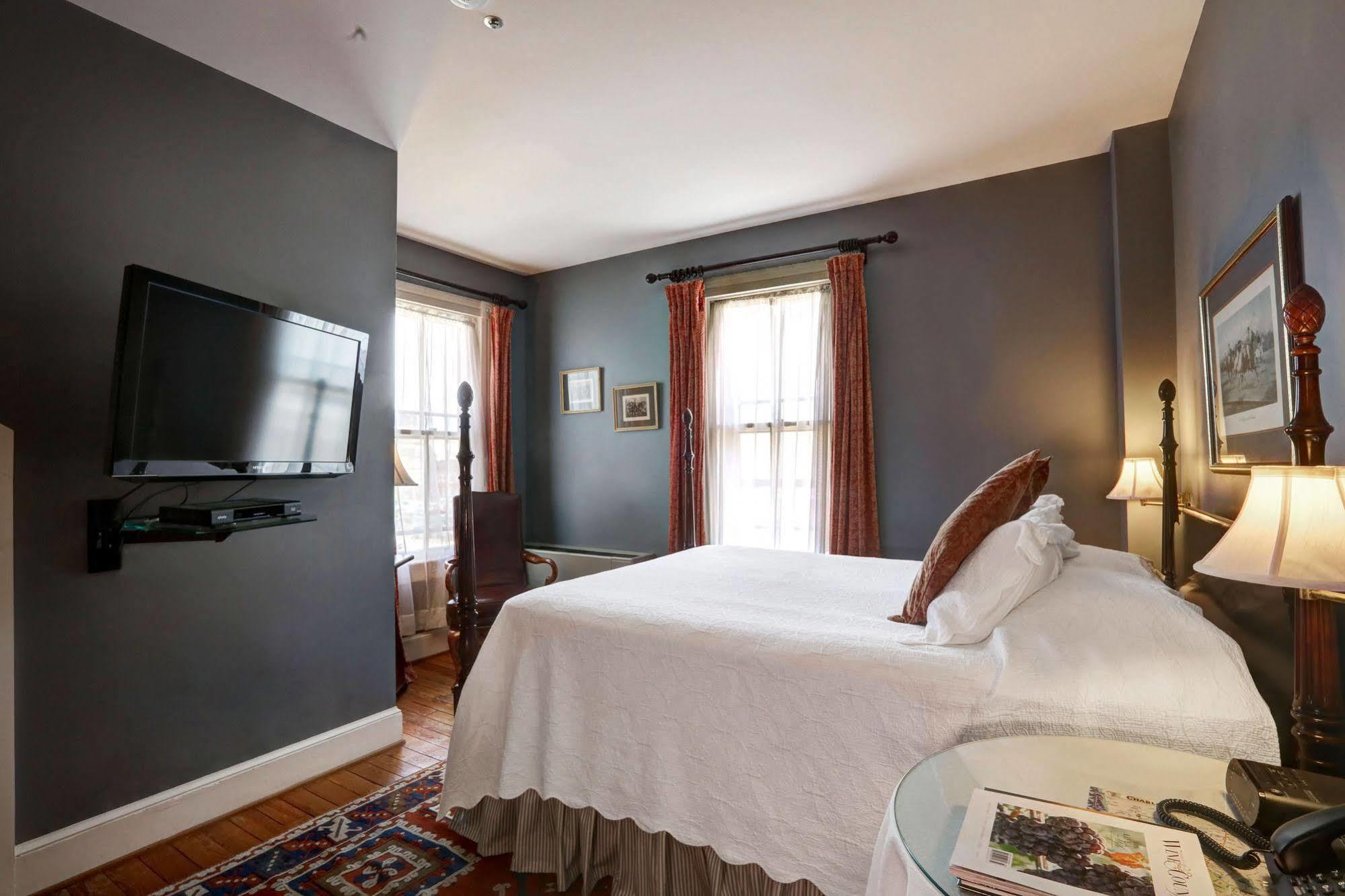 200 South Street Inn Charlottesville Bagian luar foto