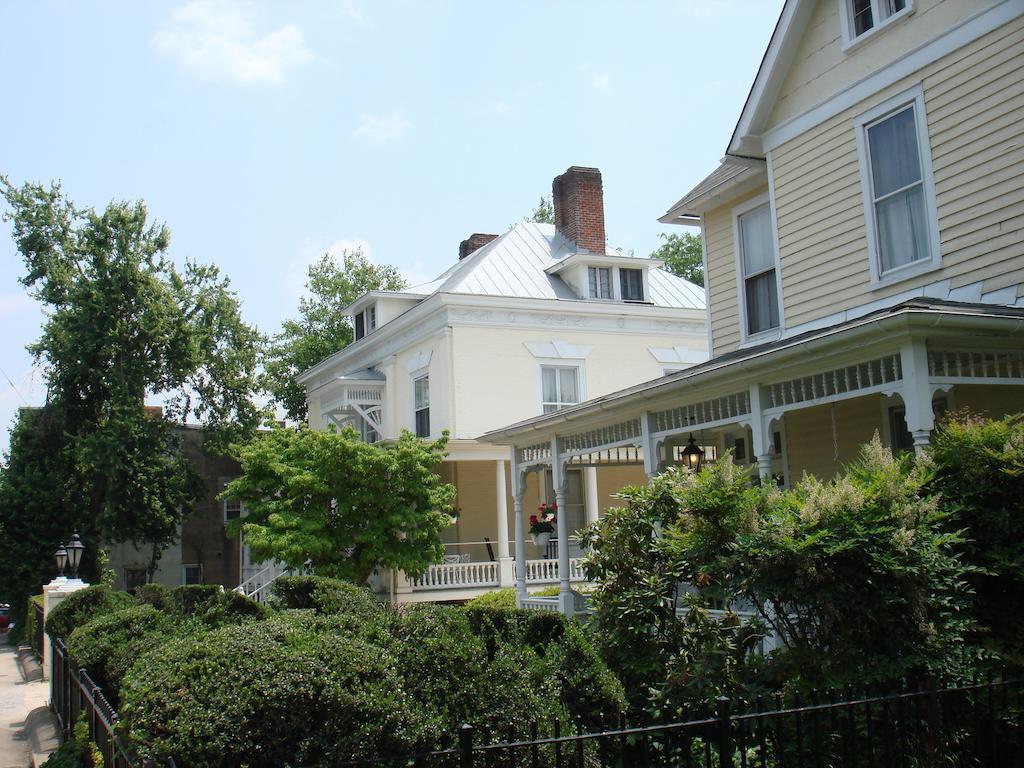 200 South Street Inn Charlottesville Bagian luar foto